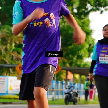 Runner Photo 8250478