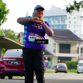 Runner Photo 8250501