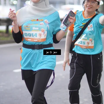 Runner Photo 8250540