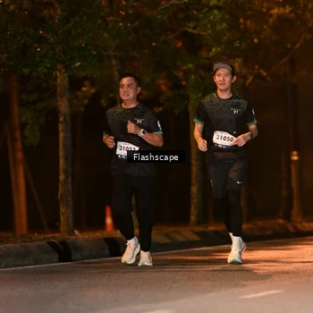 Runner Photo 8250550