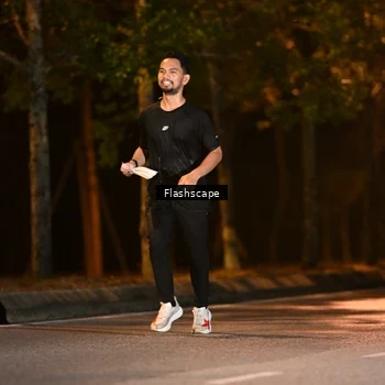 Runner Photo 8250578