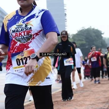 Runner Photo 8250582