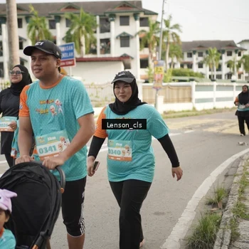 Runner Photo 8250591