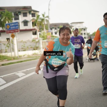 Runner Photo 8250636