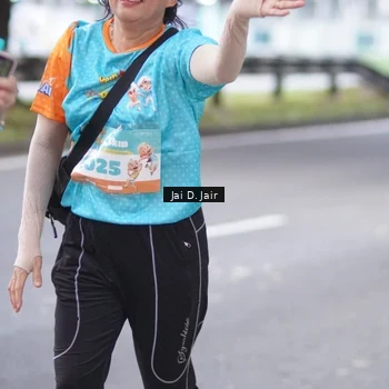 Runner Photo 8250662