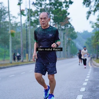 Runner Photo 8250663
