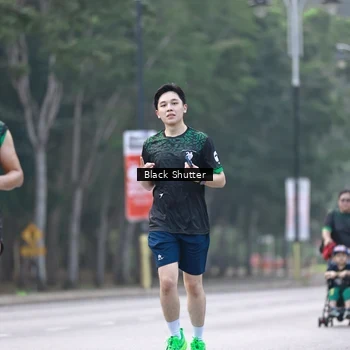 Runner Photo 8250696