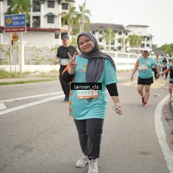 Runner Photo 8250698