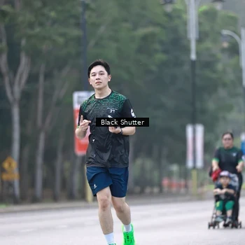 Runner Photo 8250728