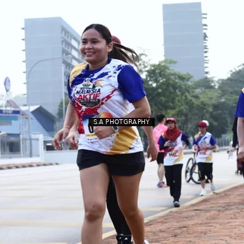 Runner Photo 8250729