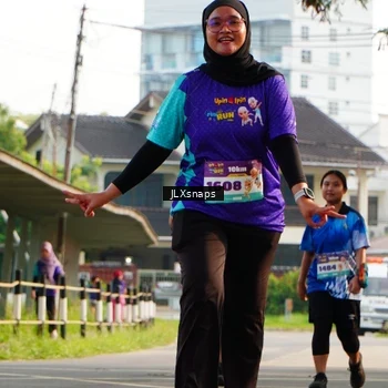 Runner Photo 8250732