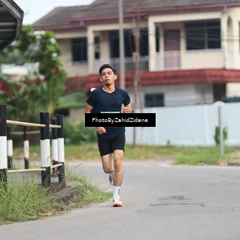 Runner Photo 8250779