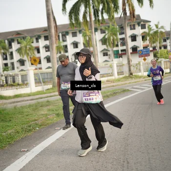 Runner Photo 8250783