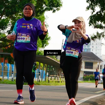 Runner Photo 8250805