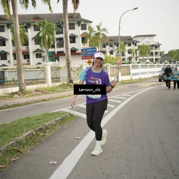 Runner Photo 8250806