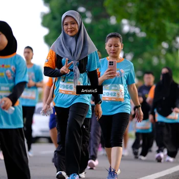 Runner Photo 8250819