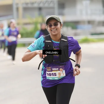 Runner Photo 8250842