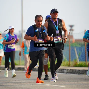 Runner Photo 8250851