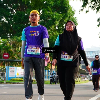 Runner Photo 8250860