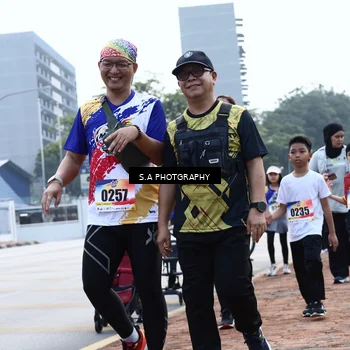Runner Photo 8250898
