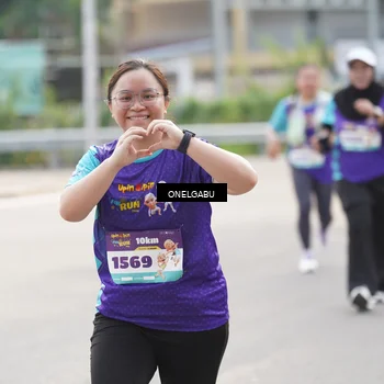 Runner Photo 8250912