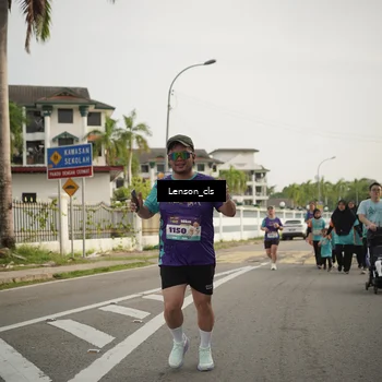 Runner Photo 8250929