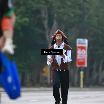 Runner Photo 8250981