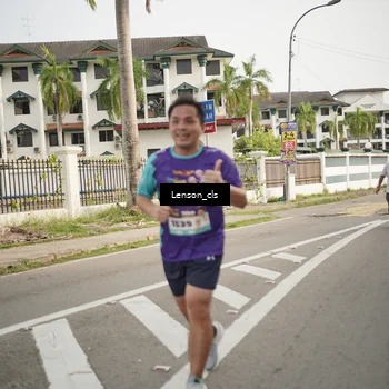 Runner Photo 8250998