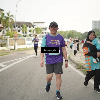 Runner Photo 8251051