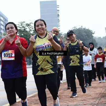 Runner Photo 8251056