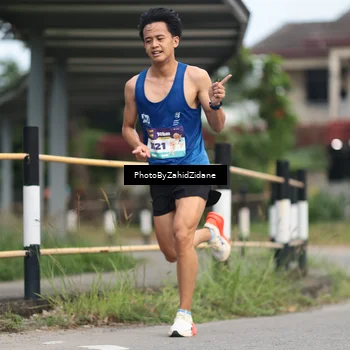Runner Photo 8251075