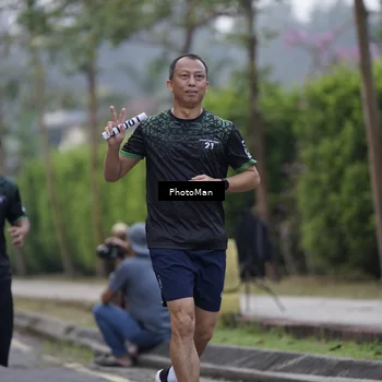 Runner Photo 8251077