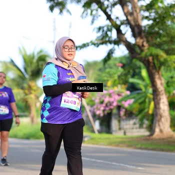 Runner Photo 8251089
