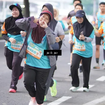 Runner Photo 8251173