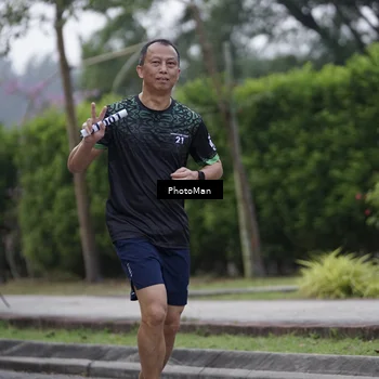 Runner Photo 8251200