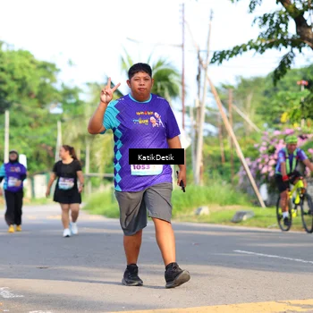 Runner Photo 8251249