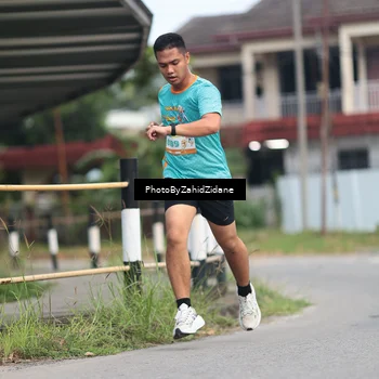 Runner Photo 8251271