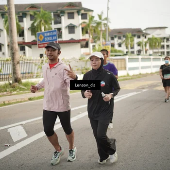 Runner Photo 8251306