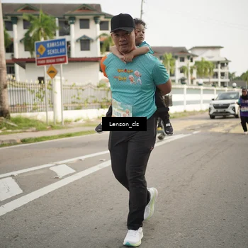 Runner Photo 8251307