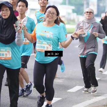 Runner Photo 8251335