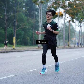 Runner Photo 8251339