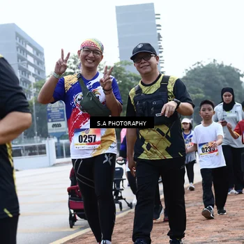 Runner Photo 8251342