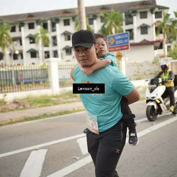 Runner Photo 8251347