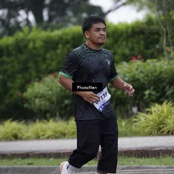Runner Photo 8251362