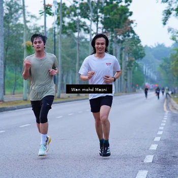 Runner Photo 8251367