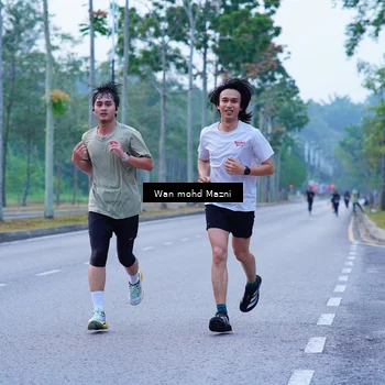 Runner Photo 8251372