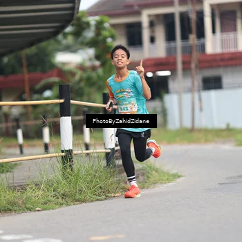 Runner Photo 8251373