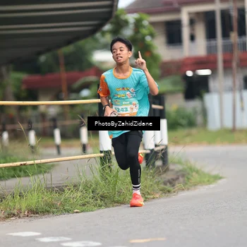 Runner Photo 8251419