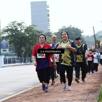 Runner Photo 8251525