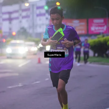 Runner Photo 8251591